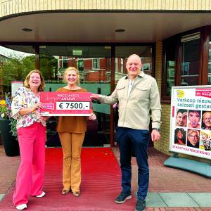 WUCO Auto’s viert jubileum en doneert aan Stadstheater De Bond