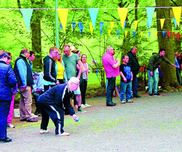 Jeu de boules toernooi voor mensen met een beperking