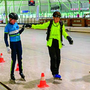 Oldenzaal heeft succes met jeugdschaatsproject BoesCoolJeugd