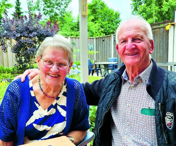 Jan en Yvonne Greve-Groenhuijzen vieren diamanten huwelijk
