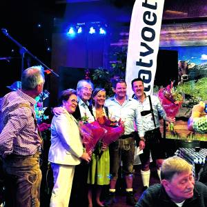 Goal-Toberfest voor ouderen met jubilerend bedrijf Platvoet