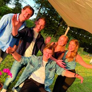 Muziek, sfeer en gezelligheid aan Brandvijver op zaterdag 21 juni