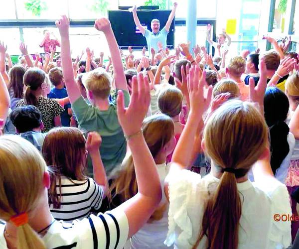 Feestelijke onthulling: kernwaarden in beeld!