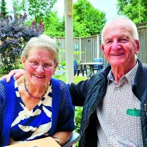 Jan en Yvonne Greve-Groenhuijzen vieren diamanten huwelijk